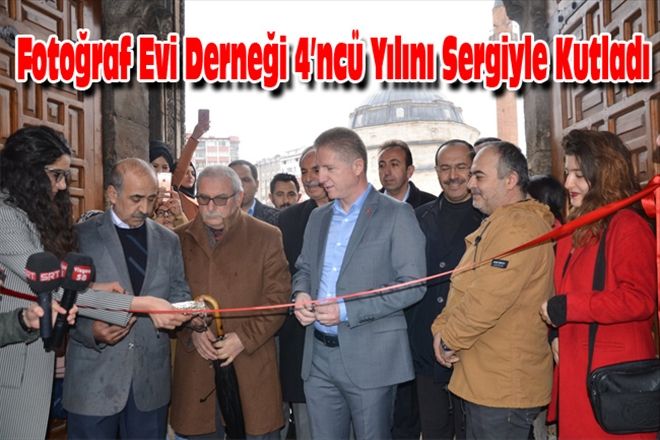 Fotoğraf Evi Derneği 4´ncü Yılını Sergiyle Kutladı