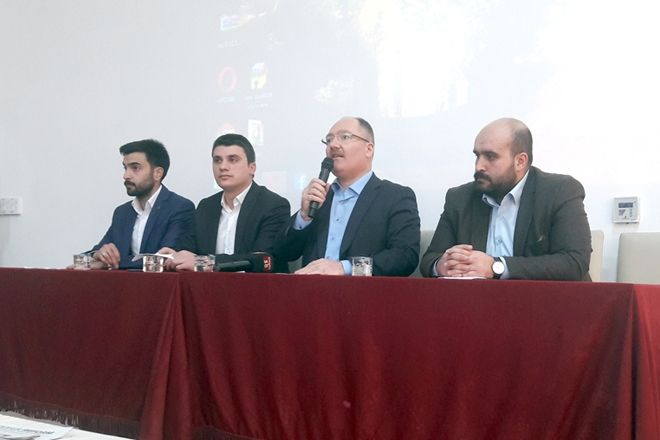 Genç Kürsü´de Anayasa değişikliği anlatıldı