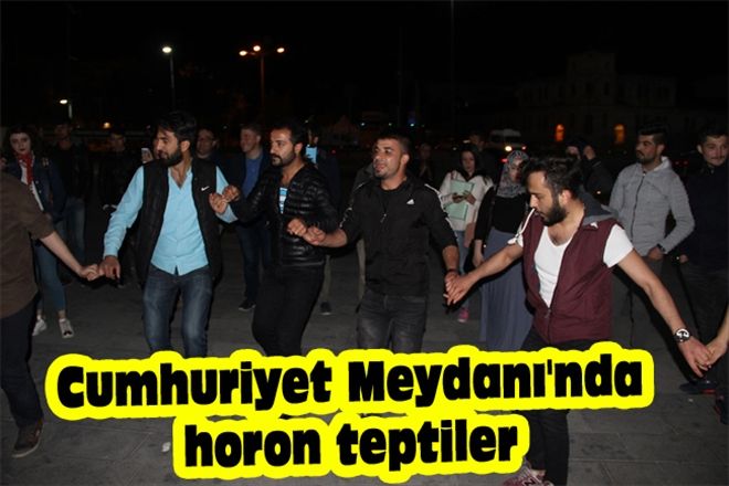 CUMHURİYET MEYDANI´NDA HORON TEPTİLER