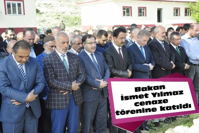 Bakan İsmet Yılmaz cenaze törenine katıldı