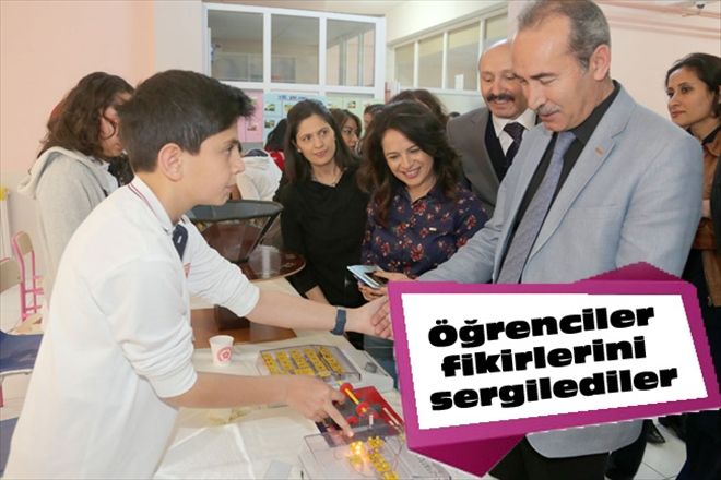 Öğrenciler fikirlerini sergilediler