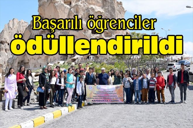 Başarılı öğrenciler ödüllendirildi