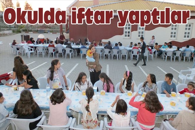 Okulda iftar yaptılar