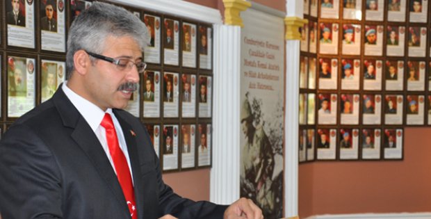 Saygı bekliyoruz