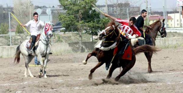 Yanlış hesap valilikten döndü