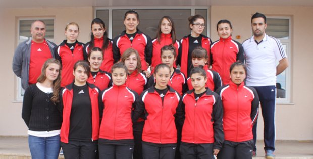 Hentbolculara milli davet