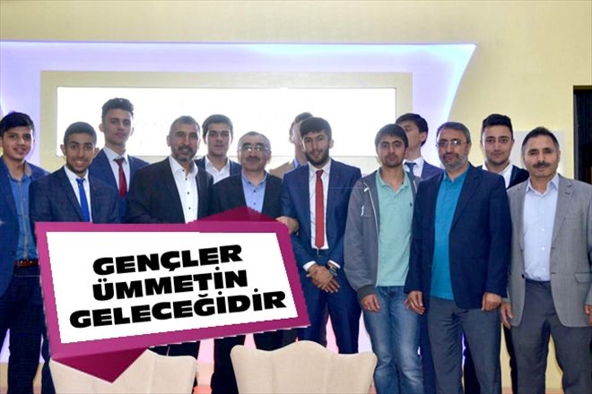 GENÇLER ÜMMETİN GELECEĞİDİR