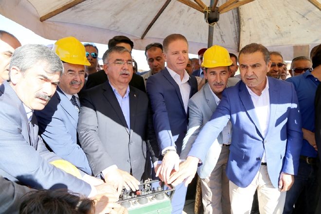 ÜNİVERSİTELERDE KALİTEYİ ARTIRMALIYIZ