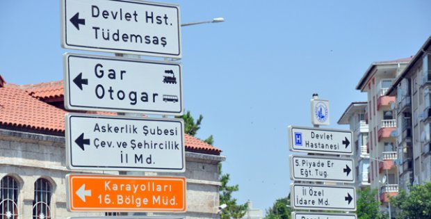 SAĞA MI, SOLA MI