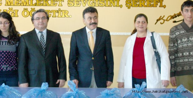 Mavi Kapaklar Belediyeye