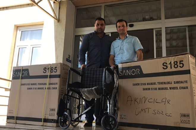 AKDER´DEN AKINCILAR HASTANESİ´NE TEKERLEKLİ SANDALYE