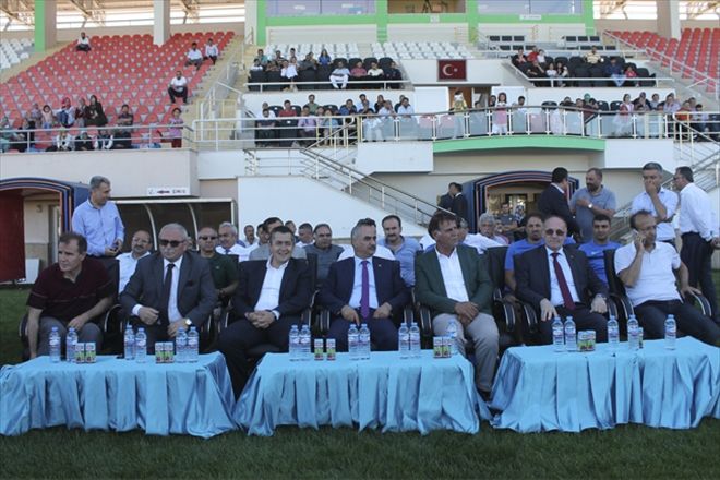 YAZ SPOR OKULLARININ AÇILIŞI YAPILDI
