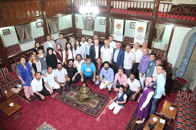 Sizler bizim mesai arkadaşlarımızsınız İYİ Kİ VARSINIZ
