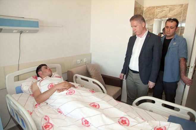 YARALI ASKERLERİ ZİYARETİ