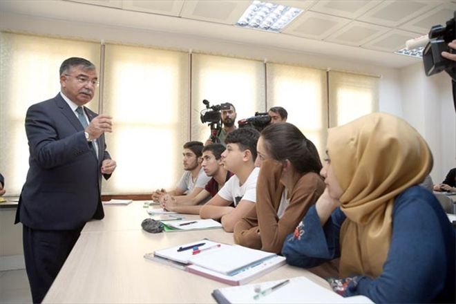 YABANCI DİLE DAHA ÇOK ÖNEM VERECEĞİZ