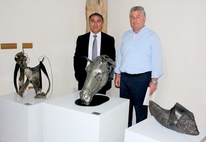                Divriği´de  heykel sergisi açıldı