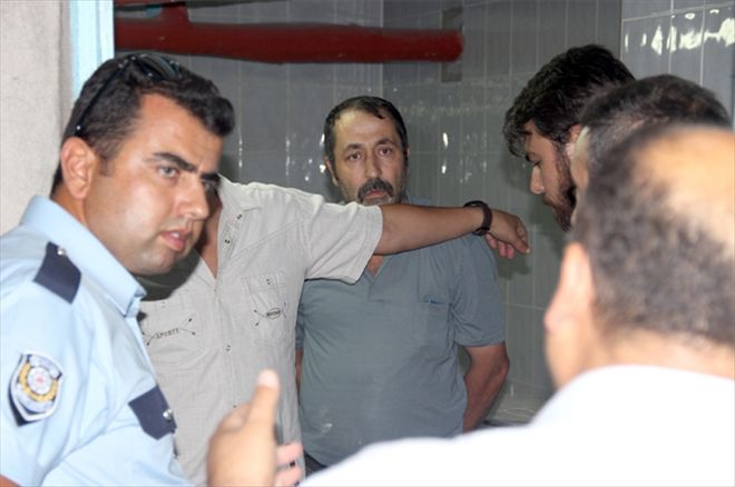  İşi yarım bıraktı diye kapıyı üzerine kilitledi