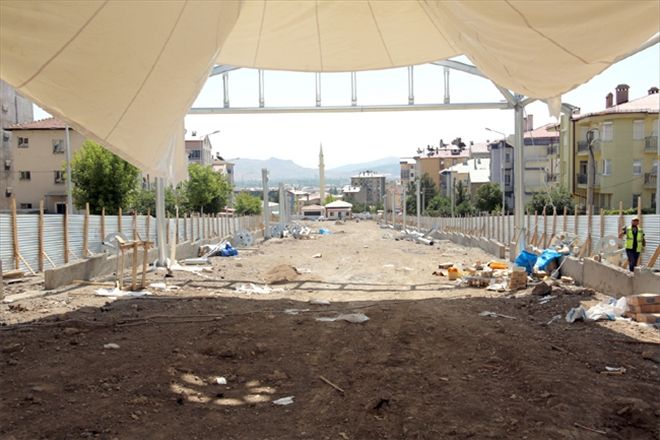 CUMA PAZARININ ÜSTÜ KAPANIYOR