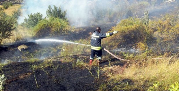 Soluk´un köyünde çıkan yangın korkuttu