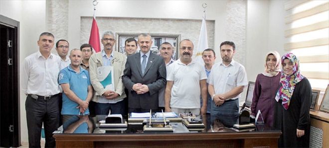 İŞİTME ENGELLİLER ´UMRE´ İÇİN YARIŞTI