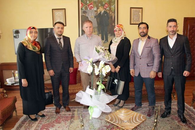 Gençlik Teşkilatı´ndan Vali Gül´e ziyaret