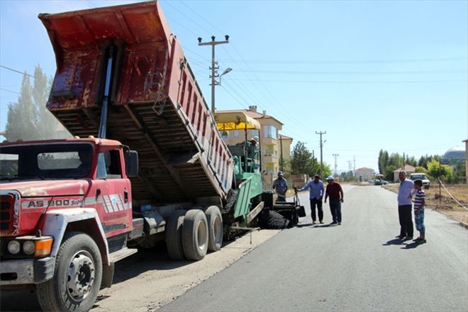 Asfalt çalışmaları başladı