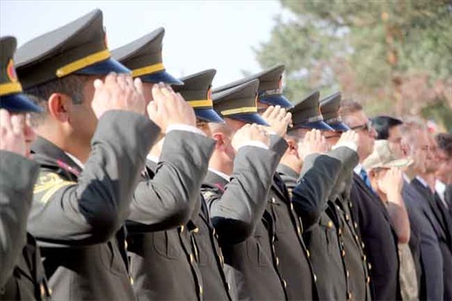 İLÇELERDE ZAFER COŞKUSU