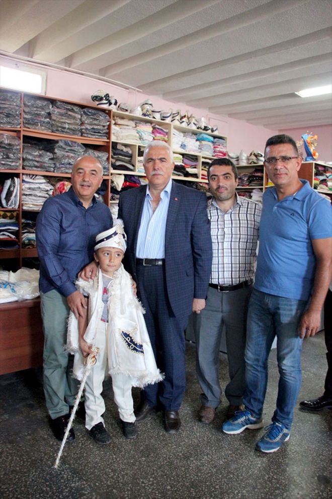 55 çocuk sünnet ettirildi 