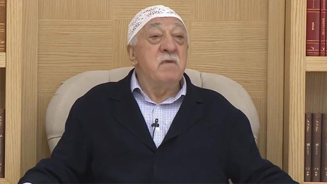 Fetullah Gülen´e küfret kendini sakla´ talimatı