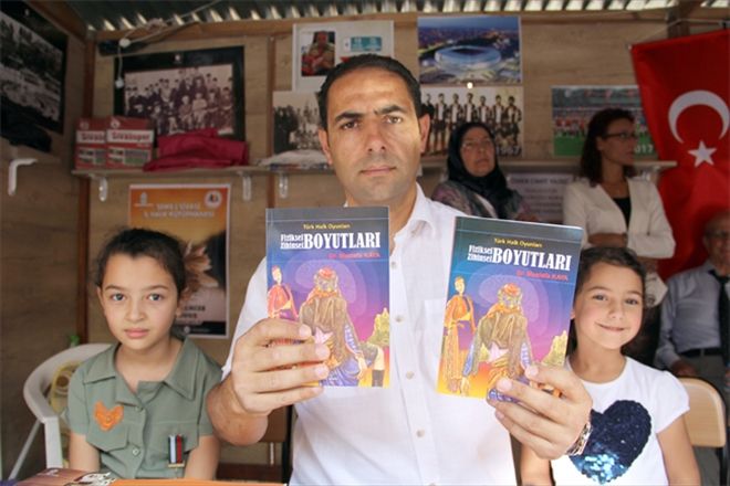 Gelirini şehit ailelerine bağışlayacak 