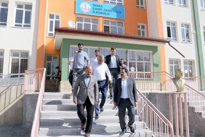 200 okulun onarımı yapıldı