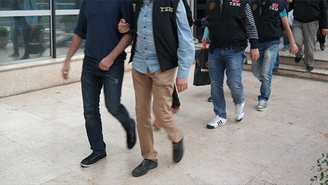 FETÖ/PDY´den 3 kişi daha tutuklandı