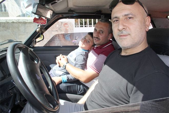 Otomobilini mahallelinin hizmetine sundu