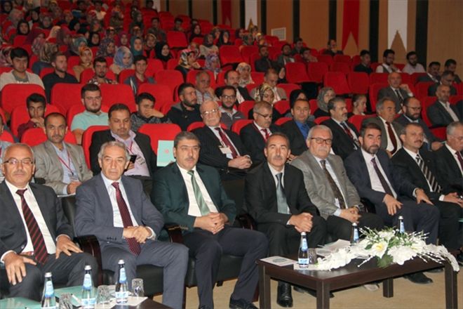 TARiH BOYUNCA ´MEHDi´ TARTIŞMASI BiTMEDi
