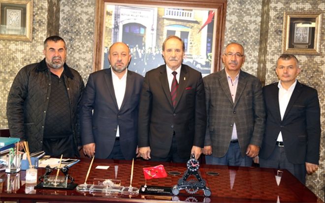 Halk otobüsçülerinden Köksal´a iadeyi ziyaret
