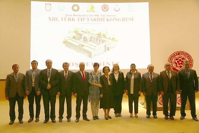 13. TÜRK TIP TARİHİ KONGRESİ DÜZENLENDİ