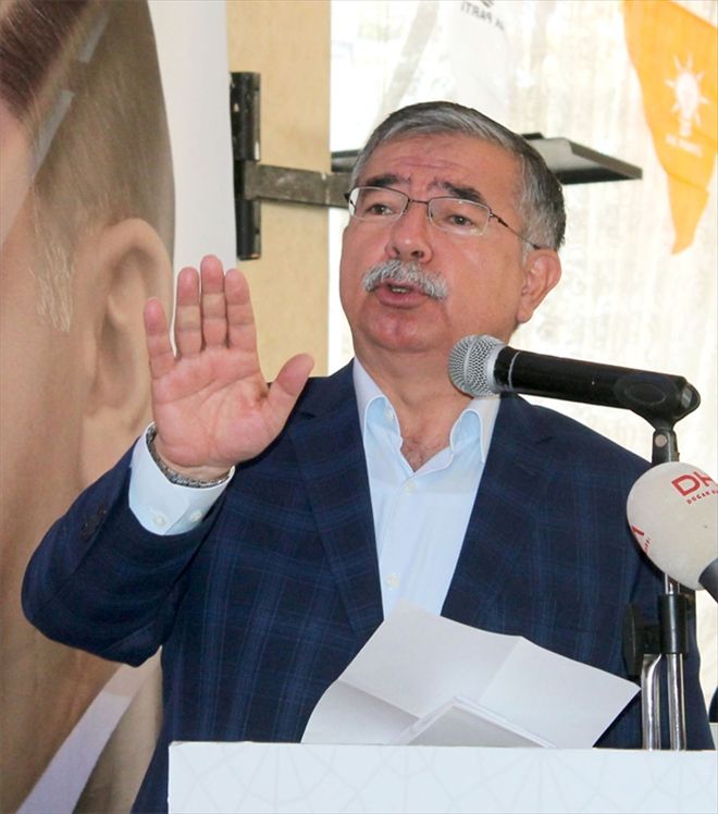 BAKAN YILMAZ muhtarları dinledi
