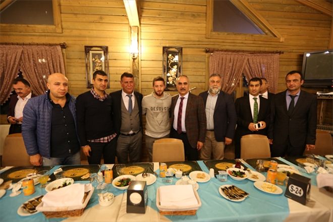 Kupa Fatihi Belediyespor´a akşam yemeği