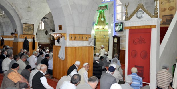 Tarihe yağlı boya