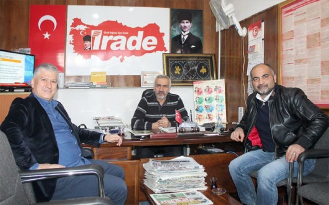 40 yıldır gazete arşivliyor
