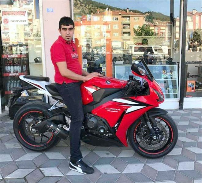 Kaza kurbanı genç toprağa verildi 