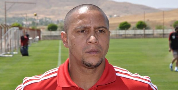 Carlos; Tribünde Oturmak İçime Sinmedi