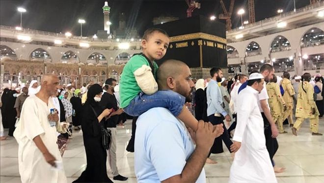 Mescid-i Haram ile Mescid-i Nebevi´de  Fotoğraf ve video yasaklandı