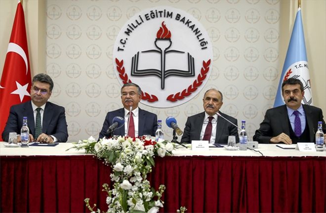 ELEŞTİRİSİZ EĞİTİM OLMAZ