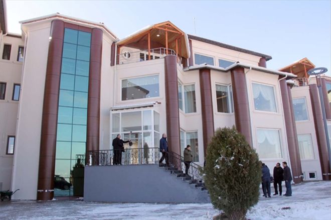 Üniversite uygulama oteli halka açılıyor