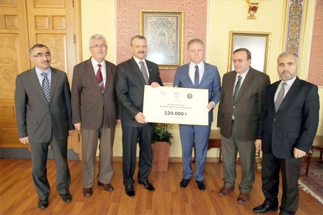 Müftülükten burs kampanyasına 120 bin lira destek 