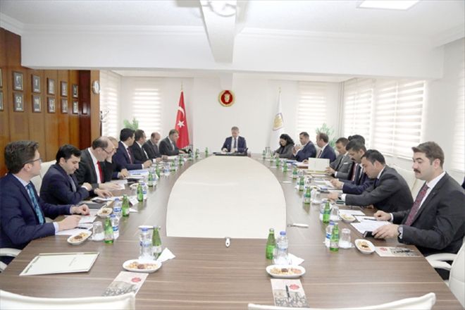 Vali Gül kırsaldaki sorunları dinledi