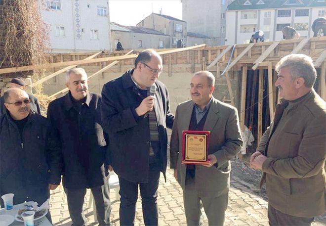 Koyulhisar´a bin 500 kişilik cami