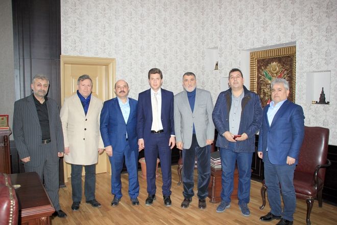 Öğrencilere giyim yardımı yapıldı