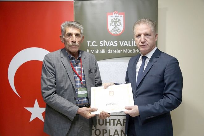 Vali Gül muhtarları dinledi